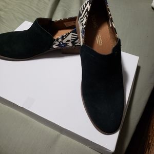 Tom's Shaye Bootie sz 8M